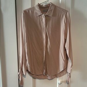Everlane 100% Silk Blush Pink Collared Shirt
